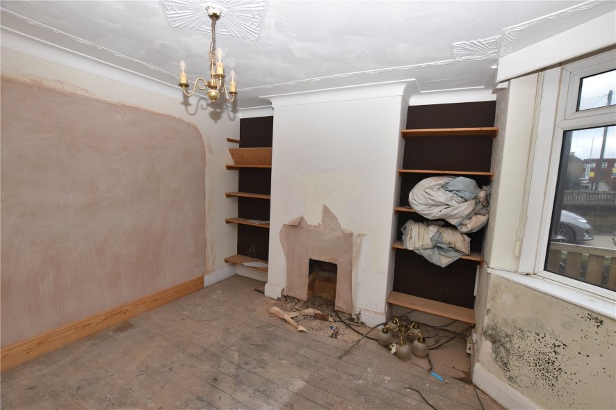 Living room before refurbishment