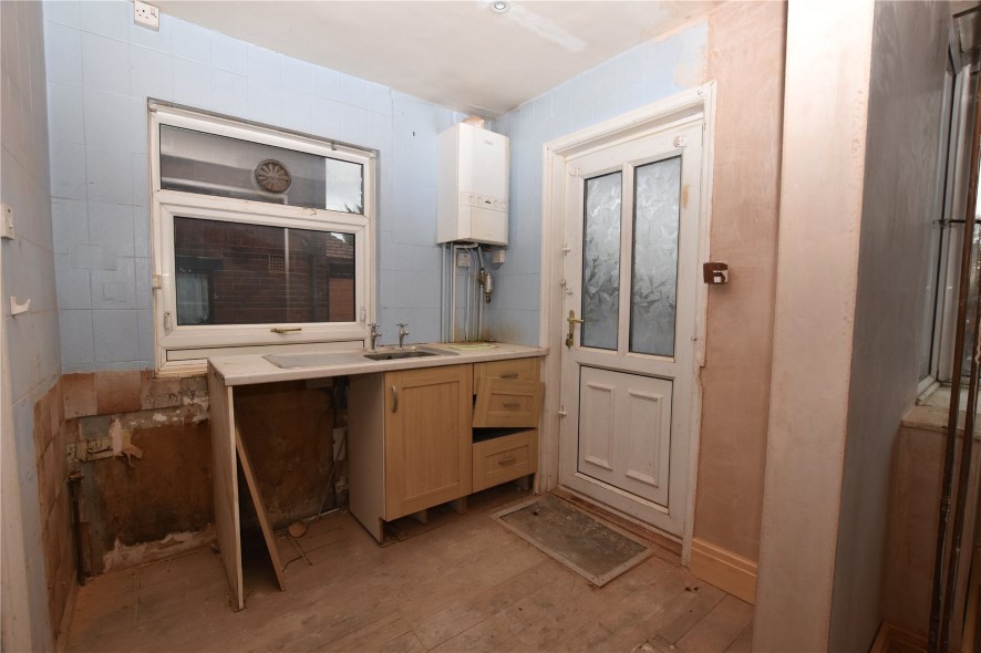 Pantry before refurbishment